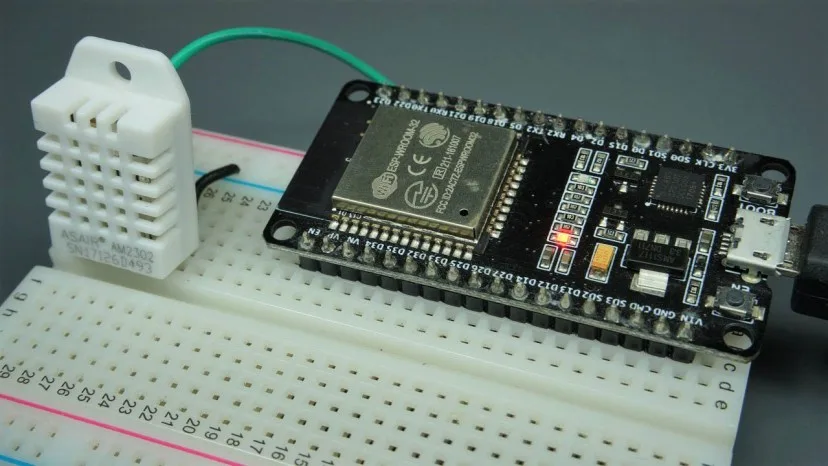 Bài 11: ESP32 with DHT11/DHT22 Temperature and Humidity Sensor